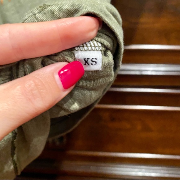 RVCA Kids Tee | XS - Picture 5 of 6